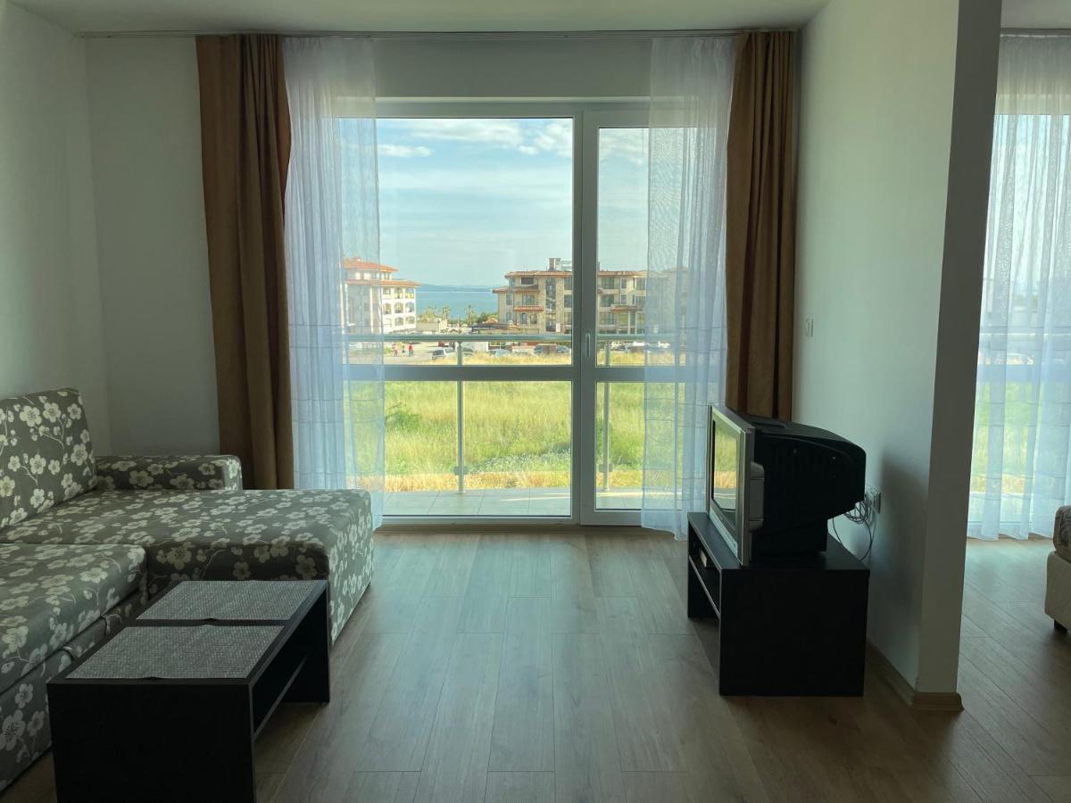 Apartamento Апартамент В Сарафово Burgas Exterior foto